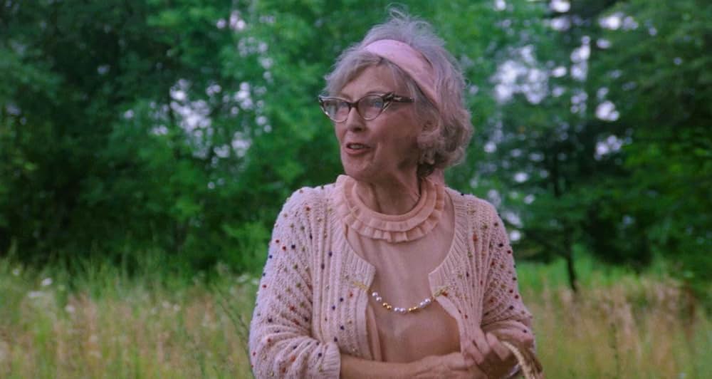 墓場の館の画像