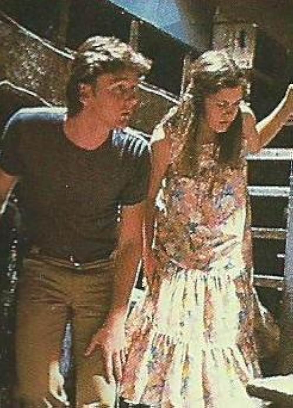 墓場の館の画像