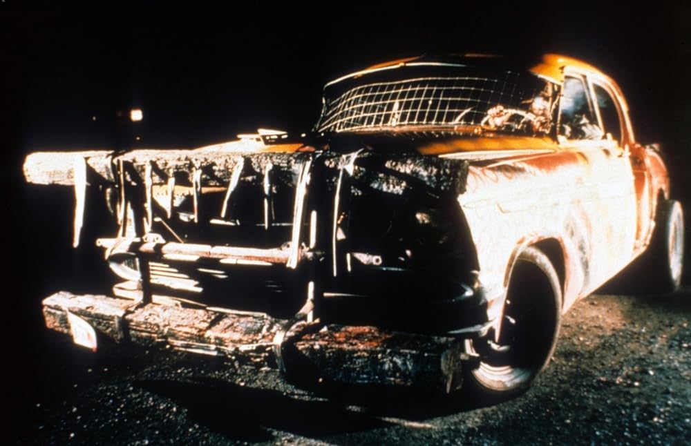 キラーカーズ／パリを食べた車の画像