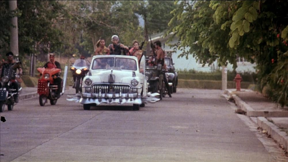 キラーカーズ／パリを食べた車の画像