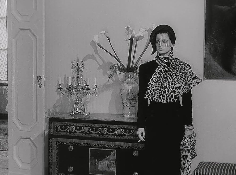 「愛と殺意」Lucia Bosèの画像