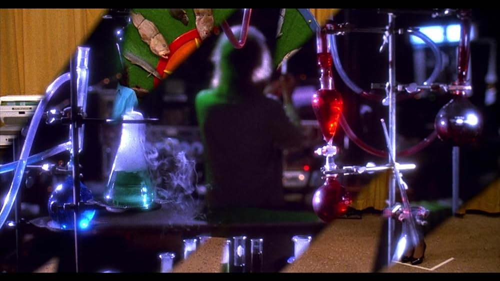 パロディ放送局 UHFの画像