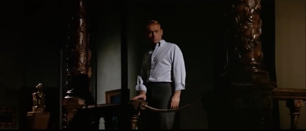 襲い狂う呪いの画像