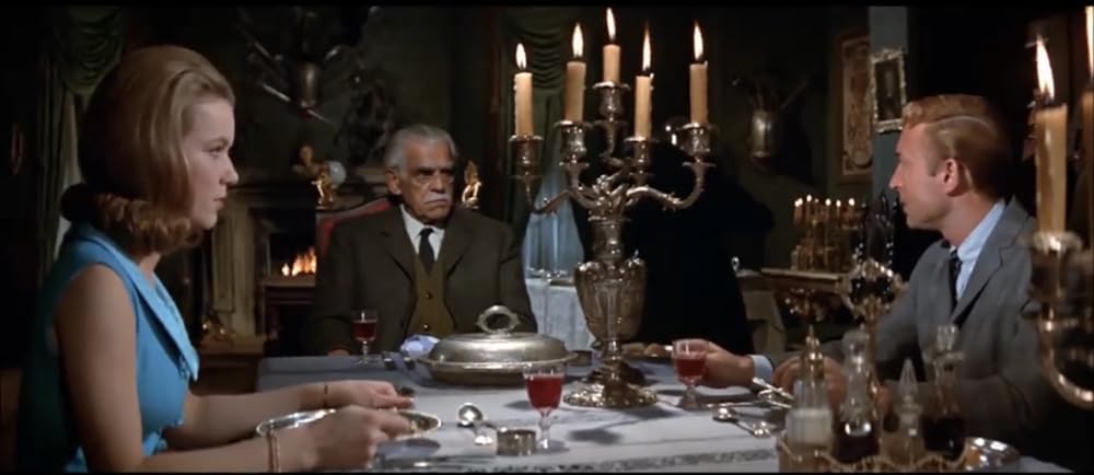 襲い狂う呪いの画像