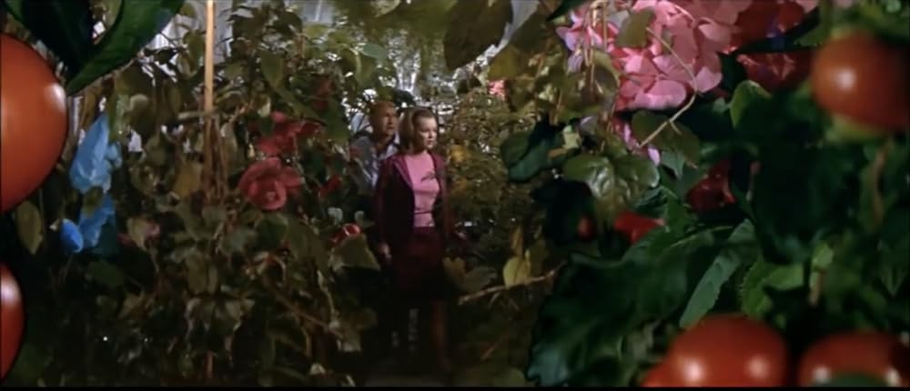 襲い狂う呪いの画像