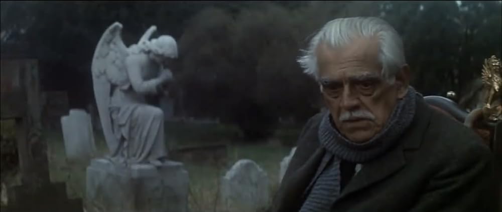 襲い狂う呪いの画像