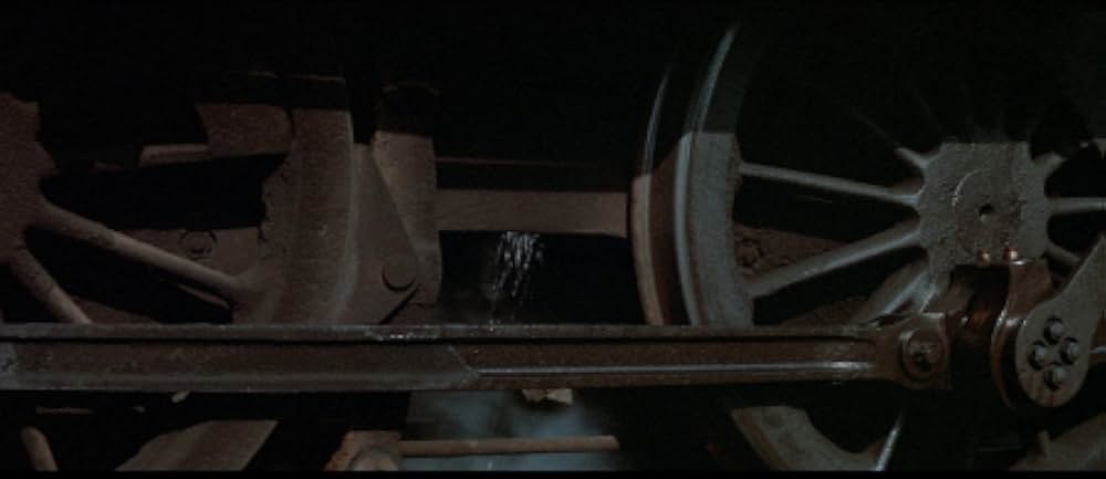 襲い狂う呪いの画像