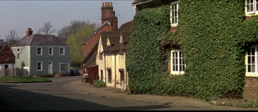 襲い狂う呪いの画像