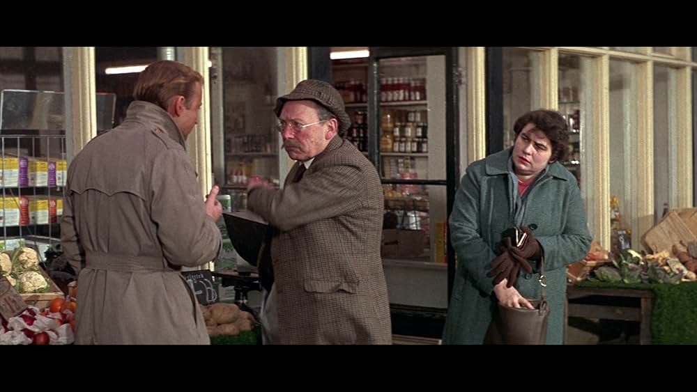 襲い狂う呪いの画像