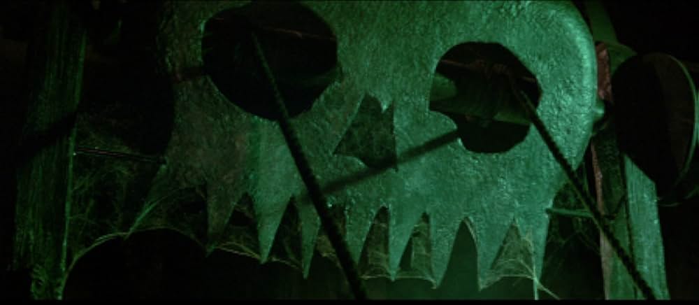 襲い狂う呪いの画像