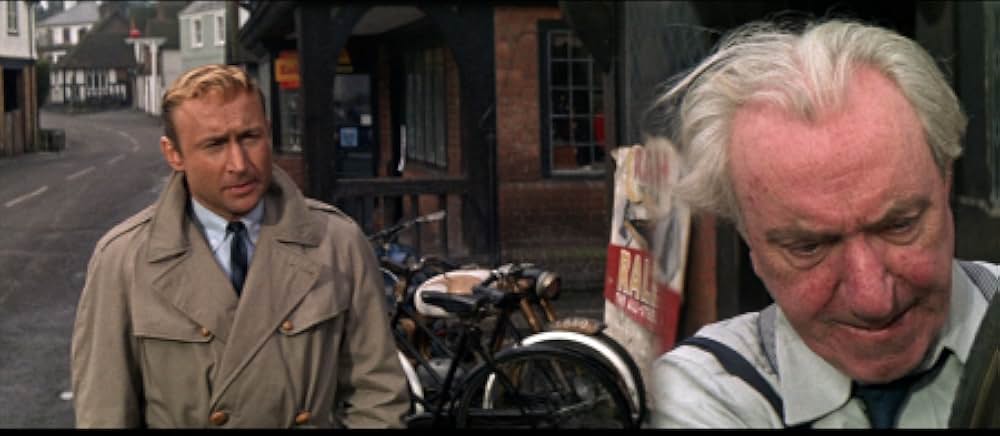 襲い狂う呪いの画像