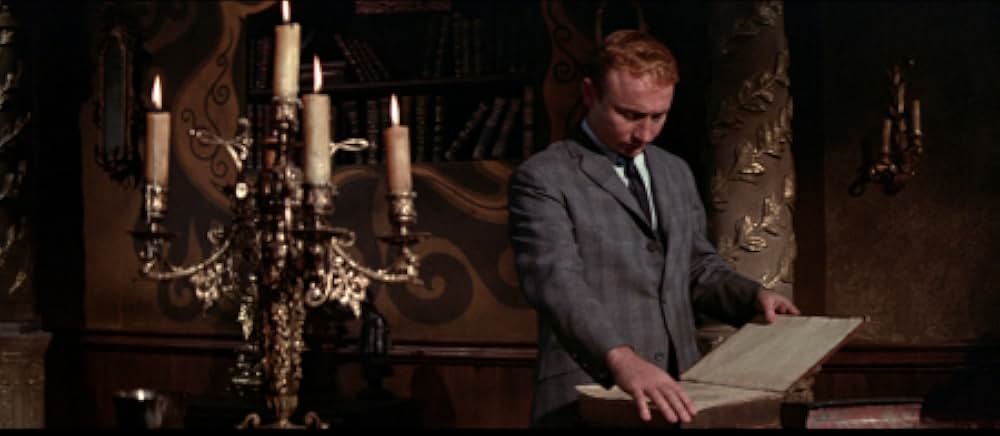 襲い狂う呪いの画像