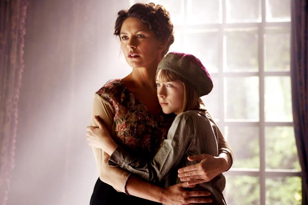 「奇術師フーディーニ 〜妖しき幻想〜」キャサリン・ゼタ＝ジョーンズ & シアーシャ・ローナンの画像