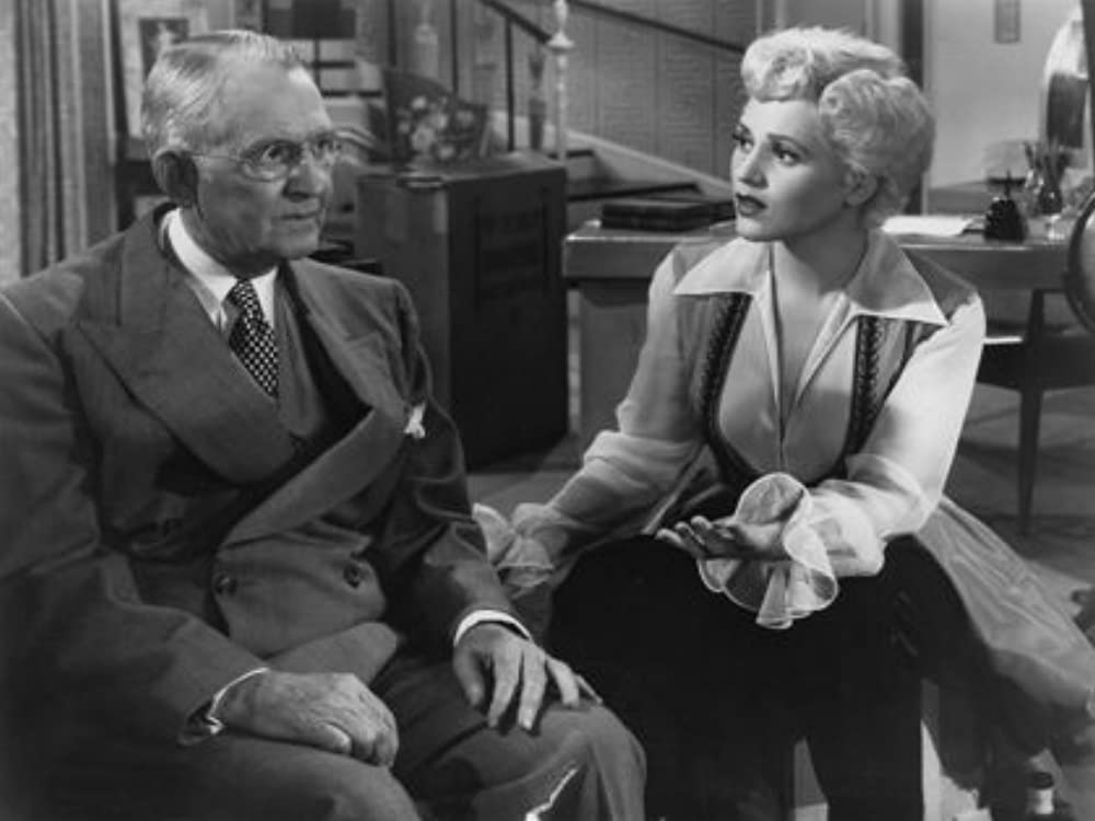 ボーン・イエスタデイの画像