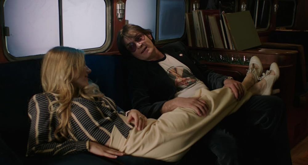 「チャールズ・スワン三世の頭ン中」チャーリー・シーン & キャサリン・ウィニックの画像