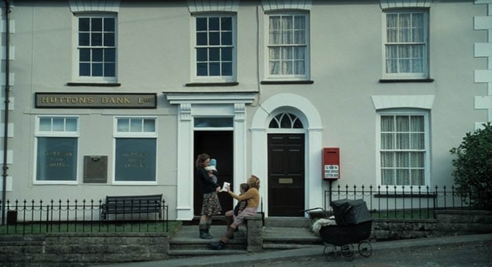 ザ・エッジ・オブ・ウォー 戦火の愛の画像