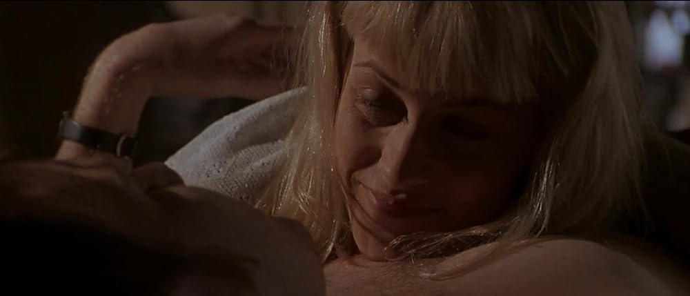 「ナイトウォッチ」パトリシア・アークエット & ユアン・マクレガーの画像