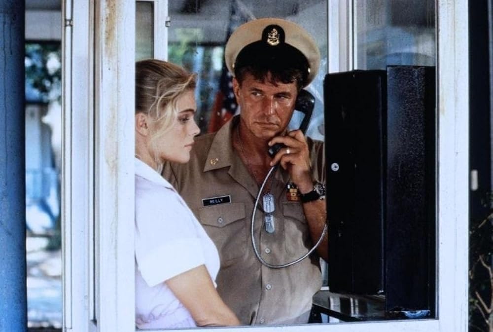 「逃げる天使」エリカ・エレニアック & トム・ベレンジャーの画像