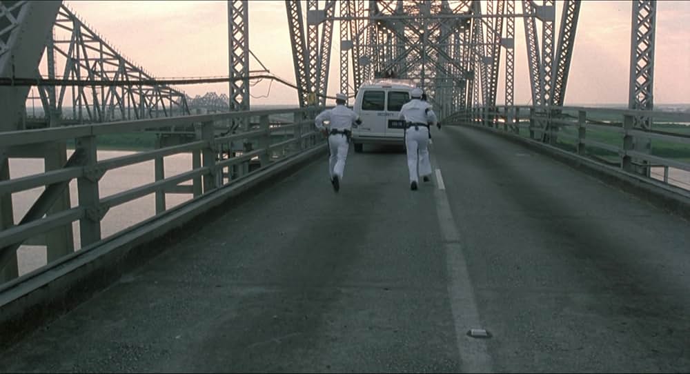 逃げる天使の画像