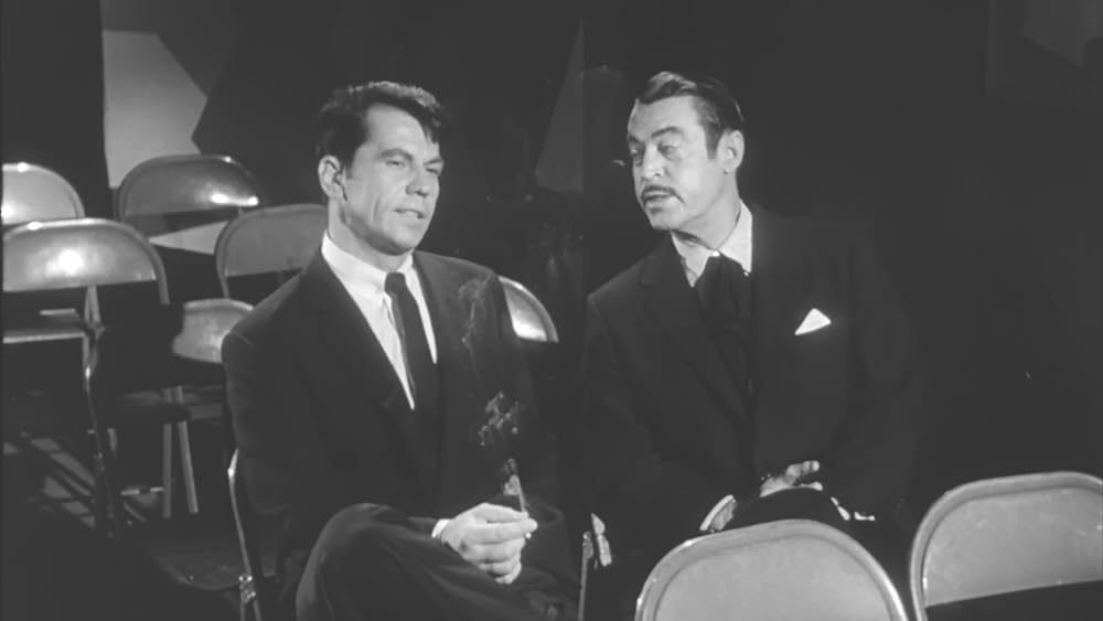 海獣の霊を呼ぶ女／怪物の女性の画像