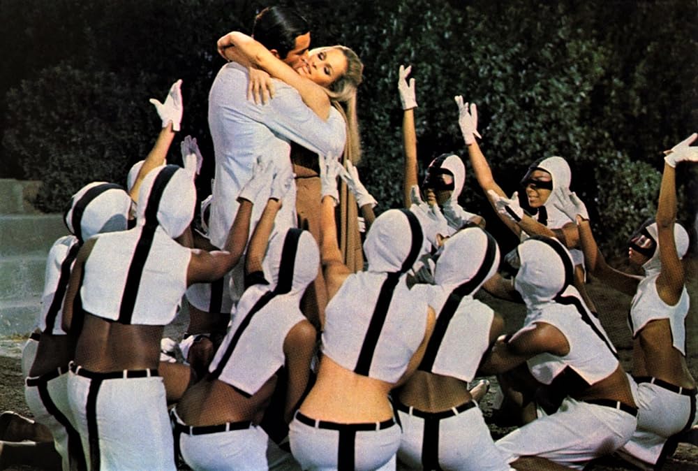 「華麗なる殺人」ウルスラ・アンドレス & Milo Quesadaの画像