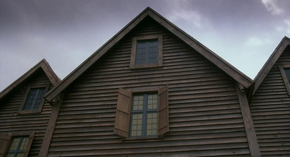 フロム・ビヨンドの画像