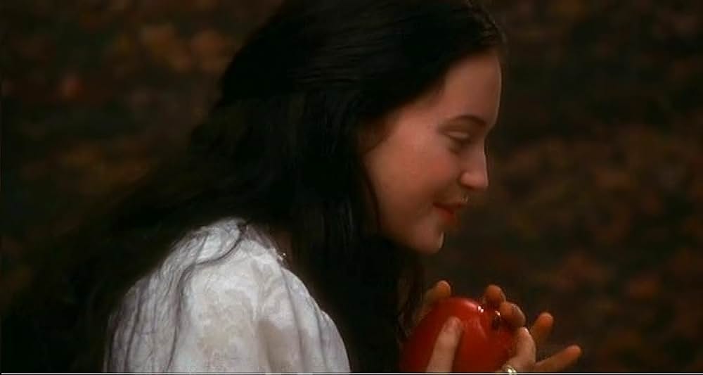 スノーホワイトの画像