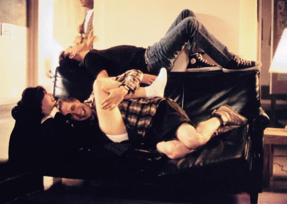 「スリーサム」スティーブン・ボールドウィン & ジョシュ・チャールズ & ララ・フリン・ボイルの画像