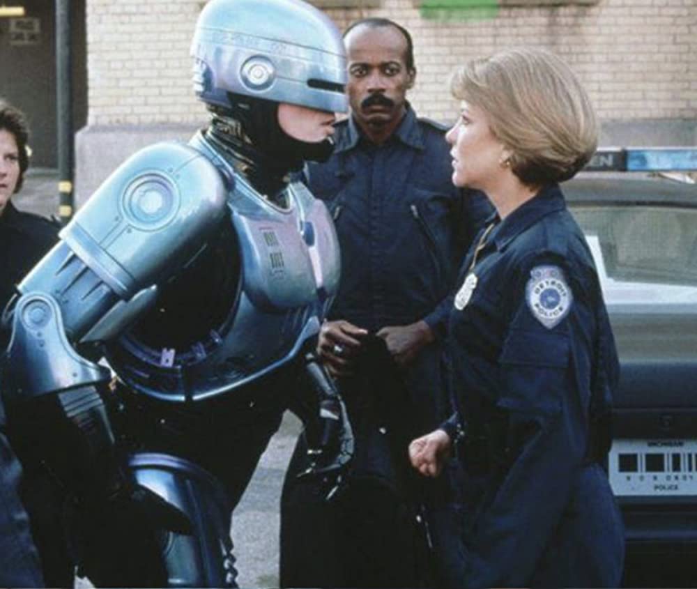 「ロボコップ2」ナンシー・アレン & ピーター・ウェラーの画像