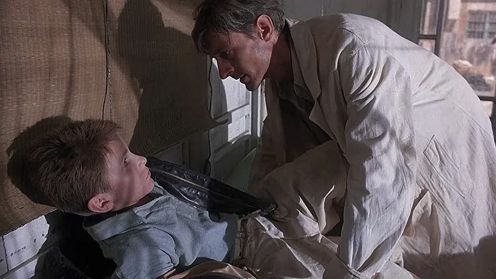 太陽の帝国の画像