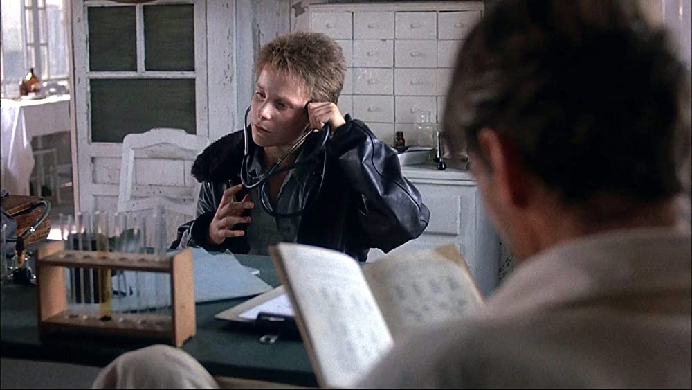 太陽の帝国の画像