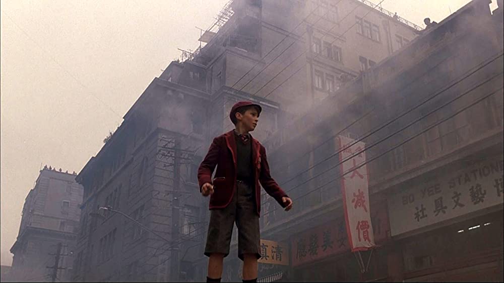 太陽の帝国の画像