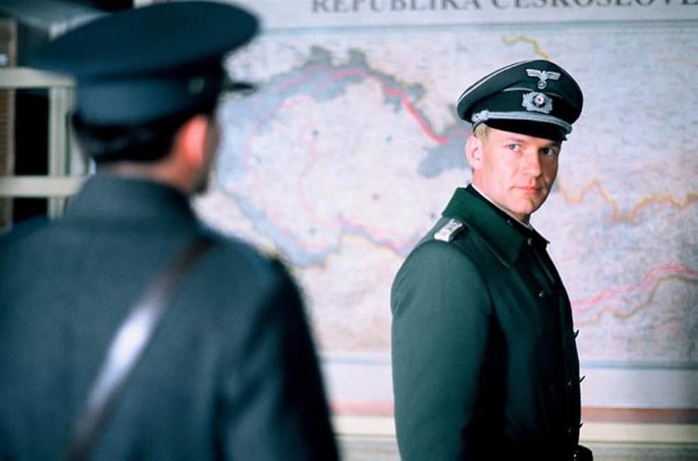 ダーク・ブルーの画像