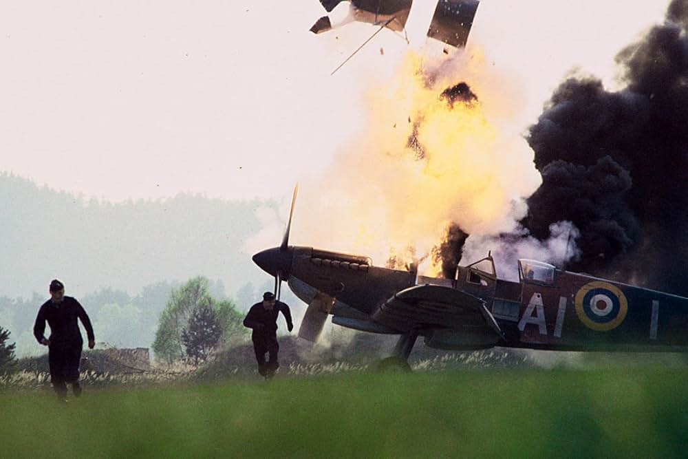 ダーク・ブルーの画像