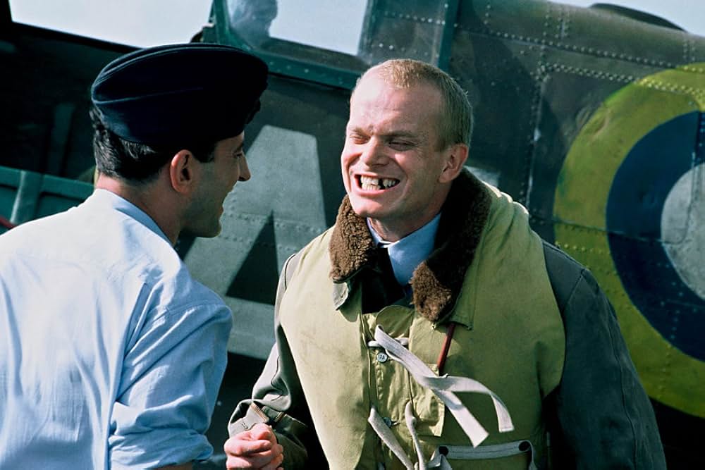 ダーク・ブルーの画像