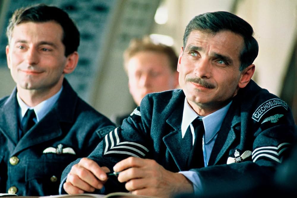 ダーク・ブルーの画像