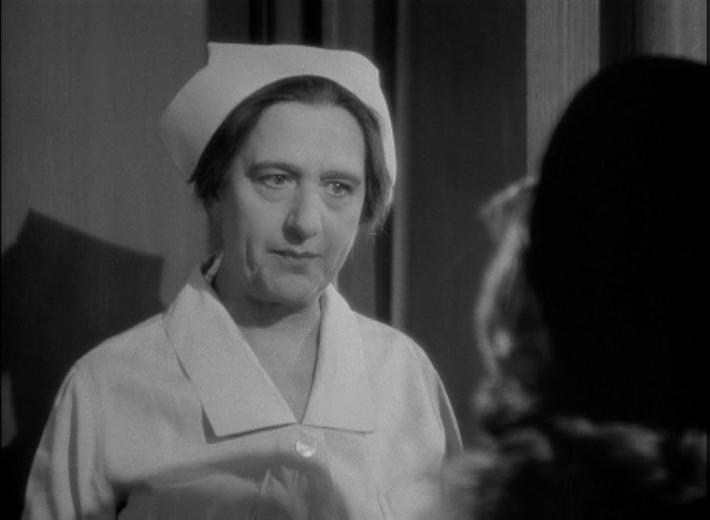 青髭八人目の妻の画像