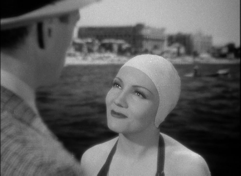 青髭八人目の妻の画像