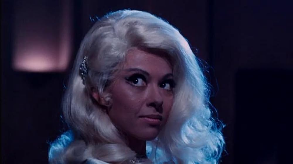 かわいい女の画像