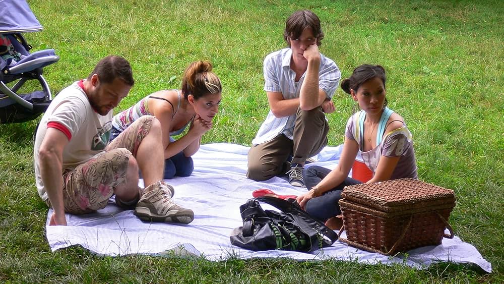 Watching the Detectivesの画像