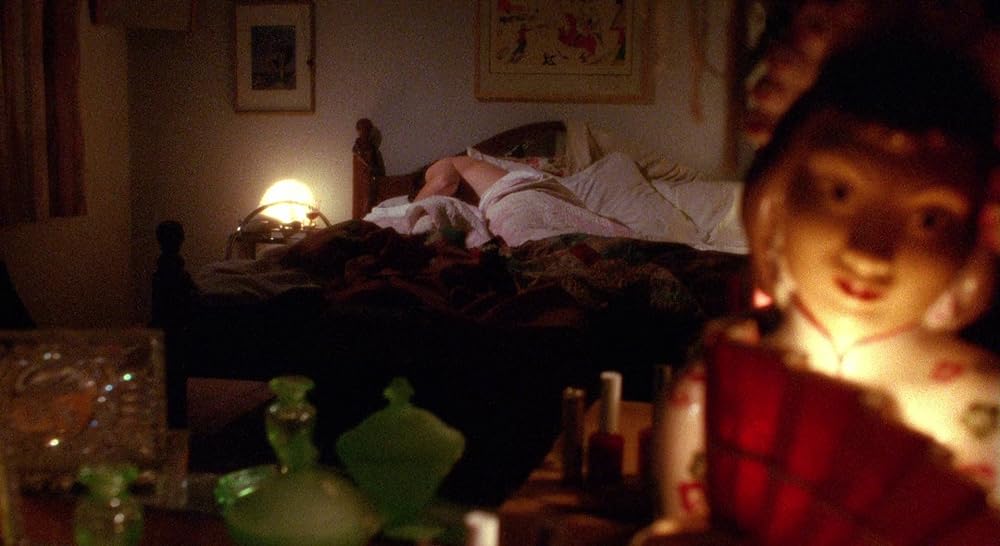 ホワイト・アイズ／隠れた狂気の画像