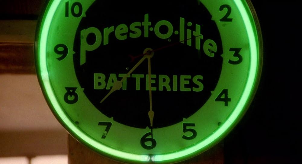 ホワイト・アイズ／隠れた狂気の画像