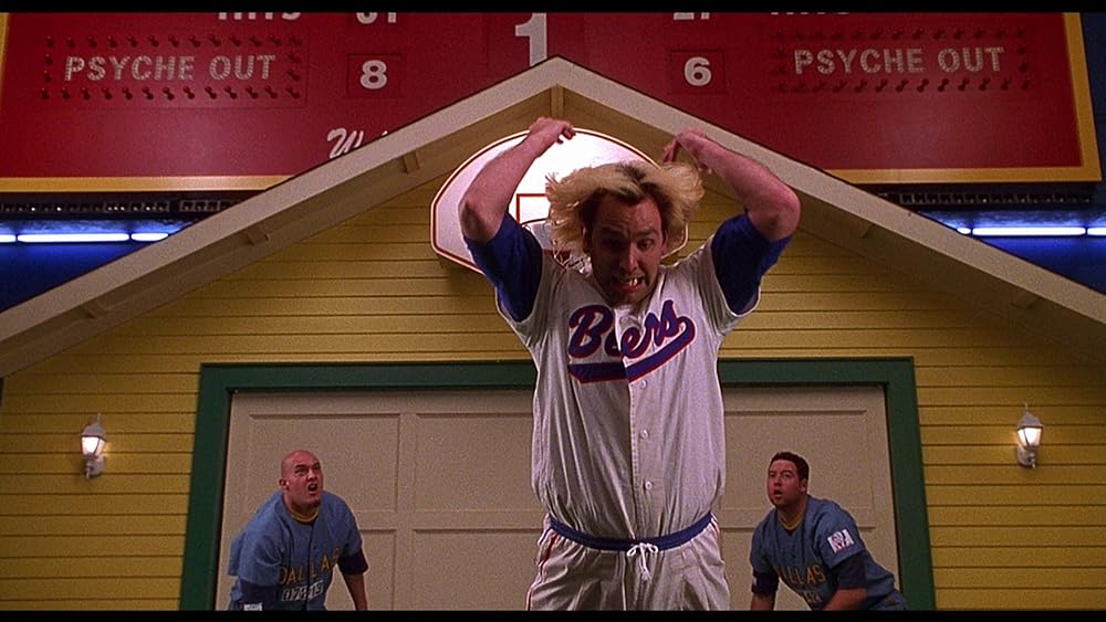 ベースケットボール／裸の球を持つ男の画像