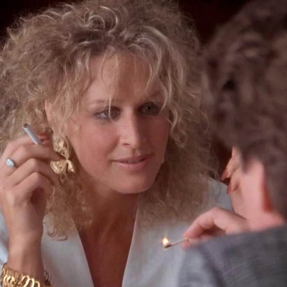 危険な情事の画像