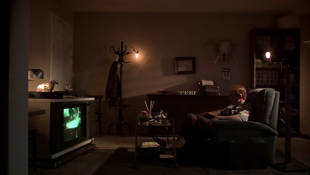 その男は、静かな隣人の画像