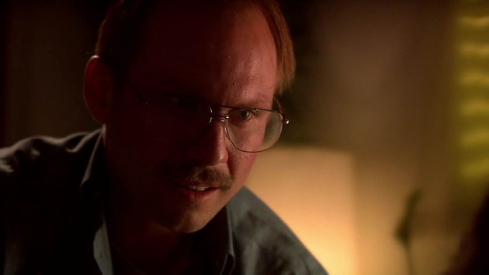 その男は、静かな隣人の画像