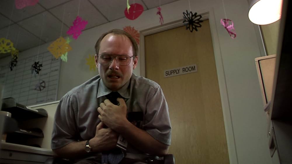 その男は、静かな隣人の画像