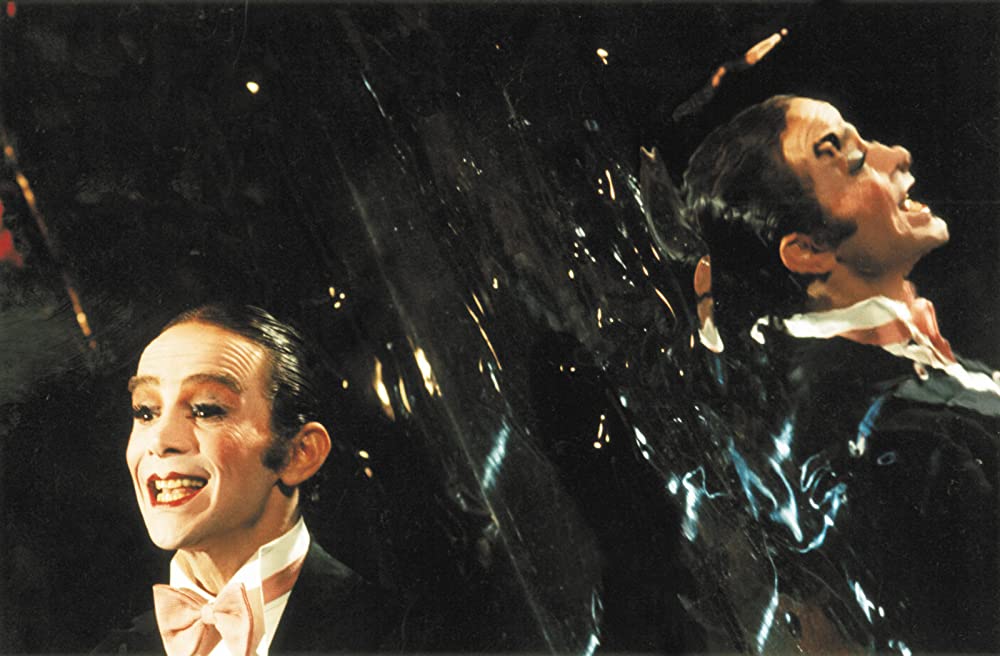 キャバレーの画像