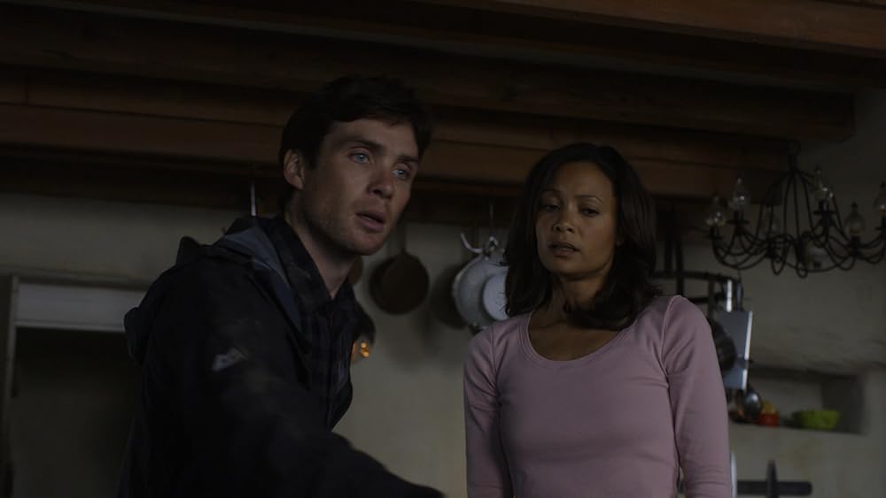 「リトリート・アイランド」キリアン・マーフィ & タンディ・ニュートンの画像