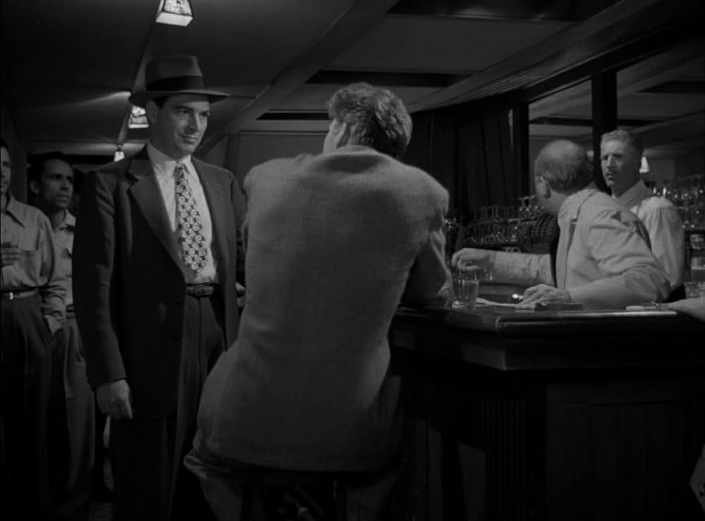 裏切りの街角の画像